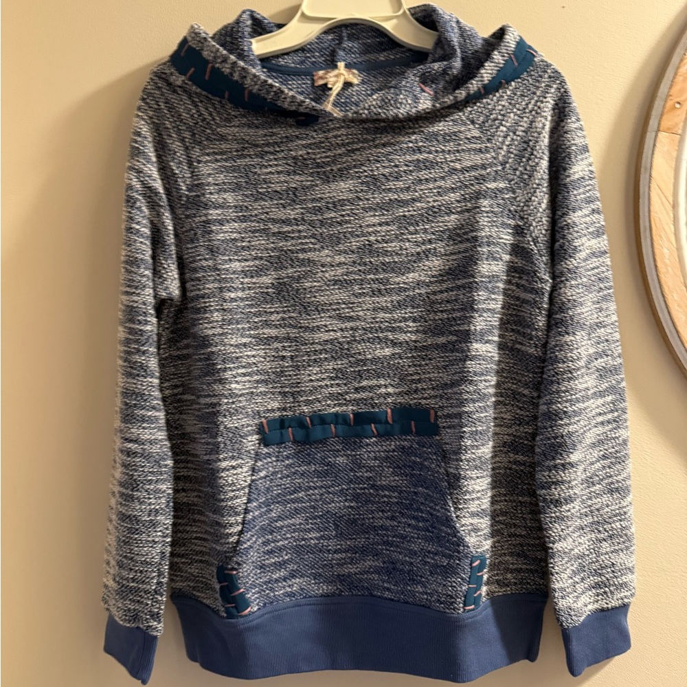 Hem & Thread Blue Heathered Sweatshirt